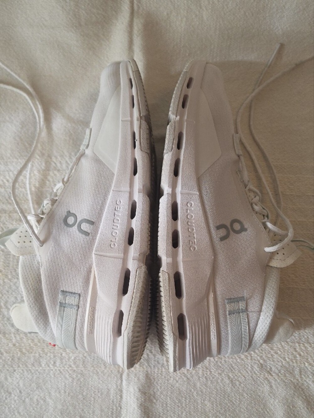 On Running On Cloudnova 2 Women's White Athletic Sneakers - Picture 6 of 15